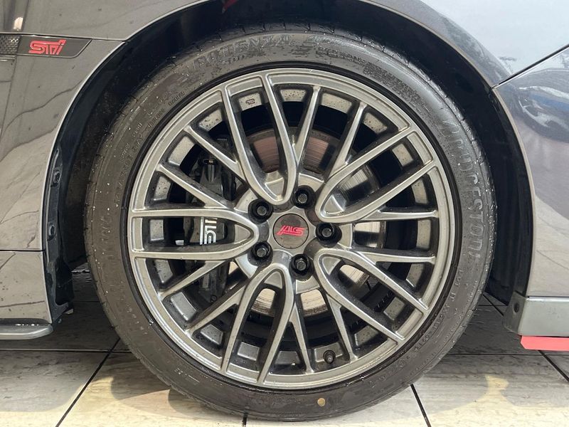 2016 Subaru WRX STI CBA-VAB (UW-6a9f7ef0b4fd1)[22]