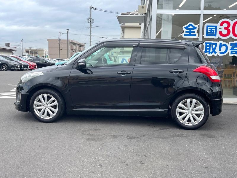 2016 Suzuki Swift DBA-ZC72S (UW-6a9f7f25a3a6b)[5]
