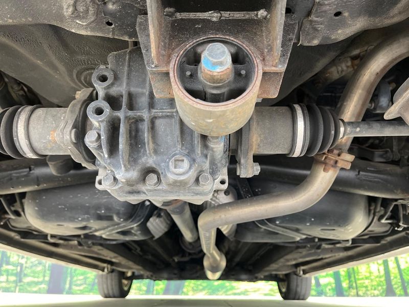 2014 Suzuki Swift DBA-ZD72S (UW-6a9f7f2735aa8)[26]