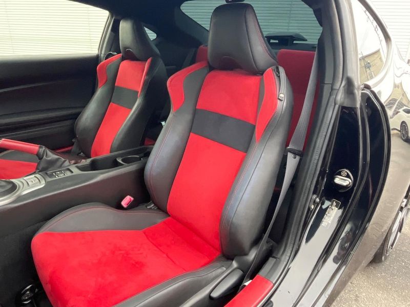 2013 Toyota 86 DBA-ZN6 (UW-6a9f7f2ae972c)[28]