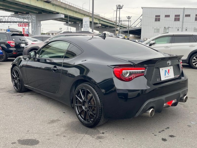 2013 Toyota 86 DBA-ZN6 (UW-6a9f7f2ae972c)[9]