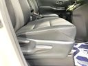 2017 Toyota Voxy DBA-ZRR80W (UW-6a9f7f37684a0)[19]