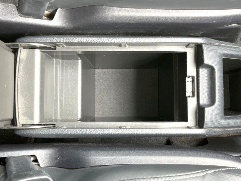 2019 Toyota Esquire DBA-ZRR80G (UW-6a9f7f3c40dca)[20]