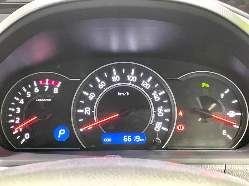 2021 Toyota Voxy 3BA-ZRR80W (UW-6a9f7f3fb9fa9)[29]