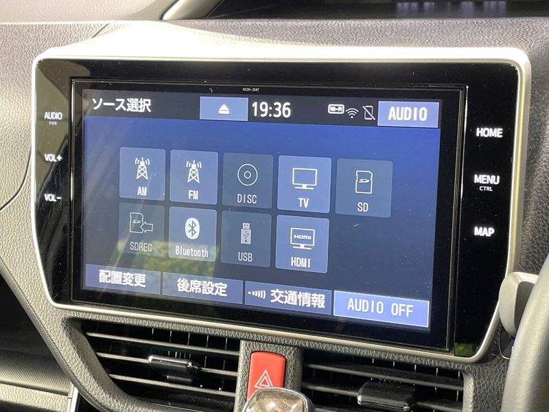 2018 Toyota Voxy DBA-ZRR85W (UW-6a9f7f427cddc)[16]