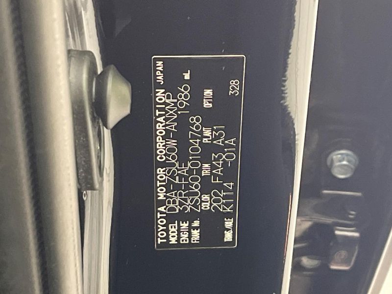 2017 Toyota Harrier DBA-ZSU60W (UW-6a9f7f47b0ea8)[1]