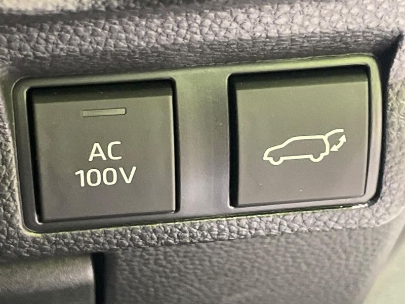 2024 Toyota Corolla Cross 6AA-ZVG13 (UW-6a9f7f4d57eb6)[8]