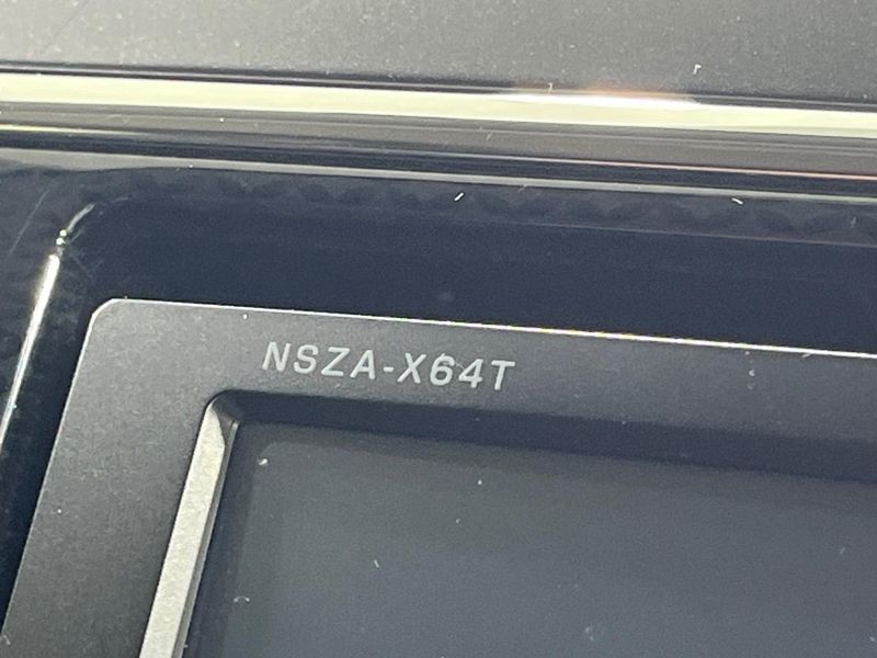 2015 Toyota Prius α DAA-ZVW40W (UW-6a9f7f5b9b734)[29]