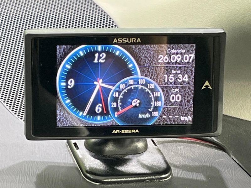 2015 Toyota Prius α DAA-ZVW41W (UW-6a9f7f5e0e1d7)[24]