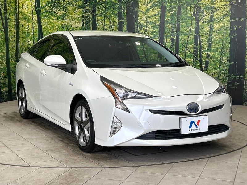2016 Toyota Prius DAA-ZVW50 (UW-6a9f7f5f19765)[11]