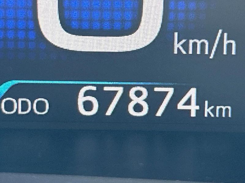 2017 Toyota Prius DAA-ZVW50 (UW-6a9f7f6071615)[2]