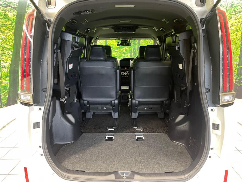 2019 Toyota Esquire DAA-ZWR80G (UW-6a9f7f79e280c)[23]