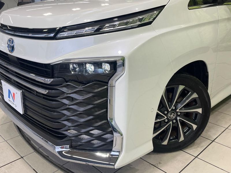 2022 Toyota Voxy 6AA-ZWR90W (UW-6a9f7f7e43f63)[12]