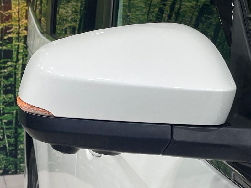 2022 Toyota Voxy 6AA-ZWR90W (UW-6a9f7f7e43f63)[20]