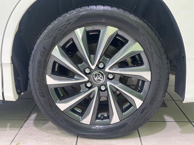 2022 Toyota Voxy 6AA-ZWR90W (UW-6a9f7f7e43f63)[14]