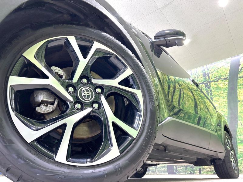 2018 Toyota C-HR DAA-ZYX10 (UW-6a9f7f8df3676)[12]