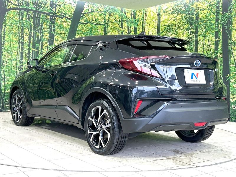 2018 Toyota C-HR DAA-ZYX10 (UW-6a9f7f8df3676)[24]