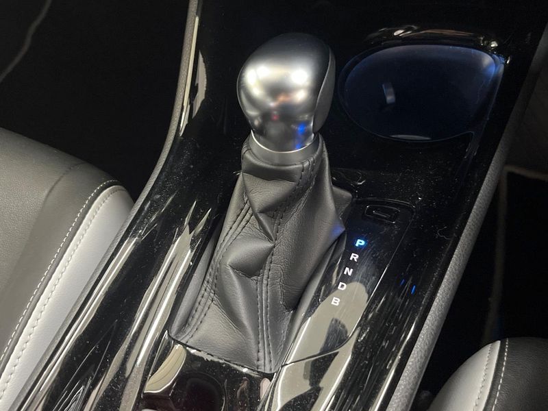 2019 Toyota C-HR DAA-ZYX10 (UW-6a9f7f8f2627d)[9]