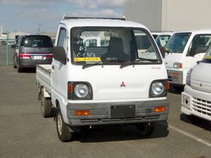 1992 Mitsubishi Minicab Truck V-U42T