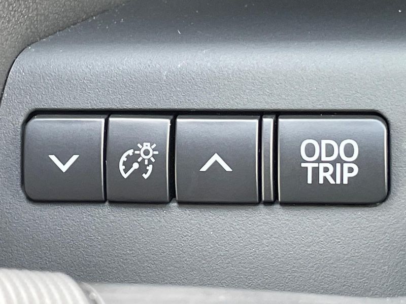 2015 Toyota Vellfire DBA-AGH30W (UW-6aa0cca55049a)[25]