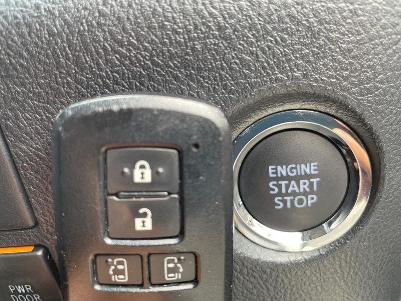 2015 Toyota Vellfire DBA-AGH30W (UW-6aa0cca55049a)[19]