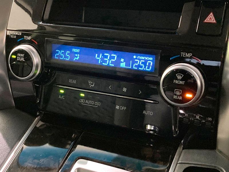 2017 Toyota Vellfire DBA-AGH30W (UW-6aa0cca9b2459)[24]