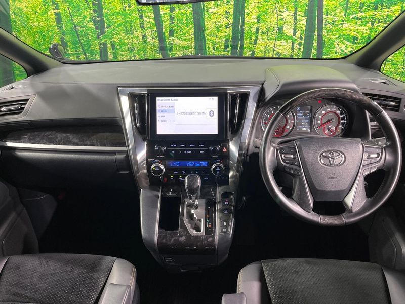2020 Toyota Alphard 3BA-AGH30W (UW-6aa0ccb33b9f1)[18]