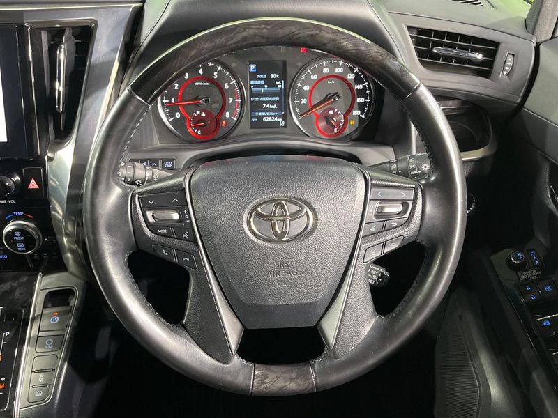 2020 Toyota Alphard 3BA-AGH30W (UW-6aa0ccb33b9f1)[19]