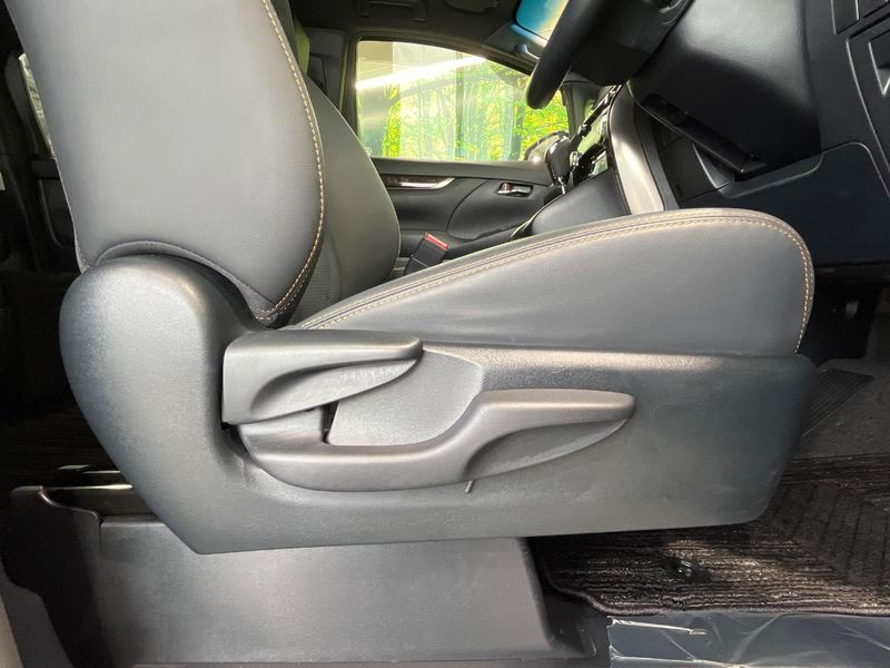 2021 Toyota Alphard 3BA-AGH30W (UW-6aa0ccb6522d4)[23]