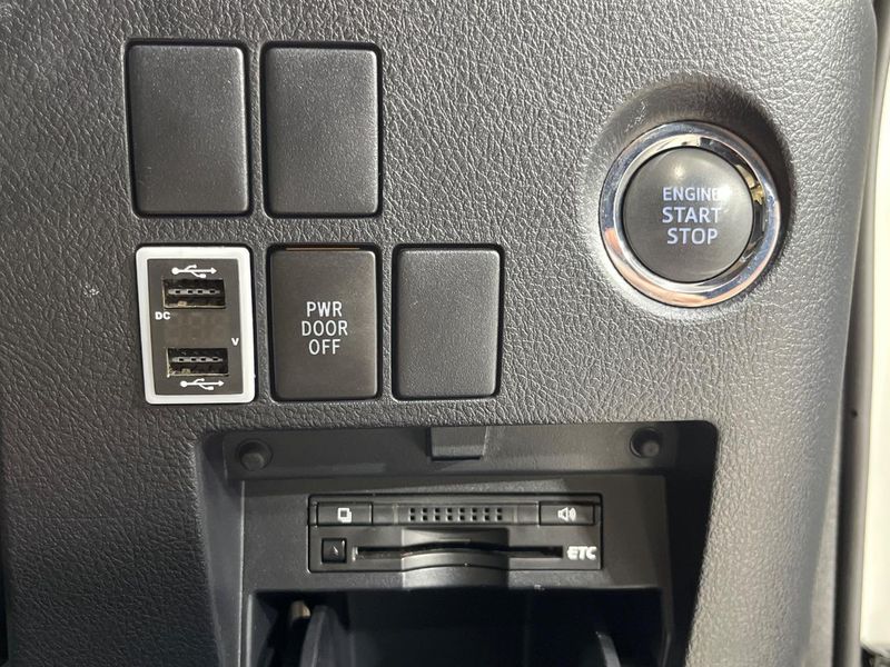 2016 Toyota Vellfire DBA-AGH35W (UW-6aa0ccbf018af)[16]