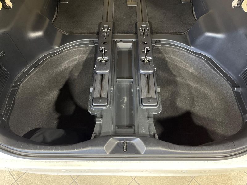 2016 Toyota Vellfire DBA-AGH35W (UW-6aa0ccbf018af)[9]