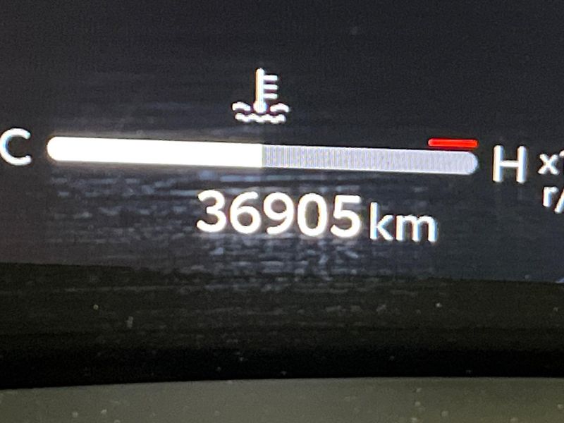 2023 Toyota Alphard 3BA-AGH40W (UW-6aa0ccc14a6a4)[2]