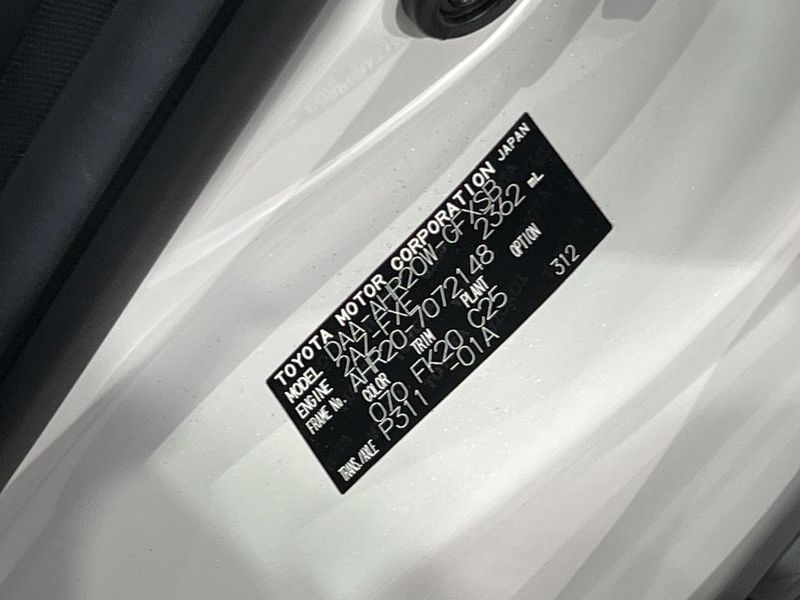2013 Toyota Estima Hybrid DAA-AHR20W (UW-6aa0ccce57e1b)[1]