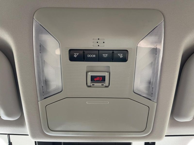 2019 Toyota RAV4 6AA-AXAH54 (UW-6aa0ccdca811f)[28]