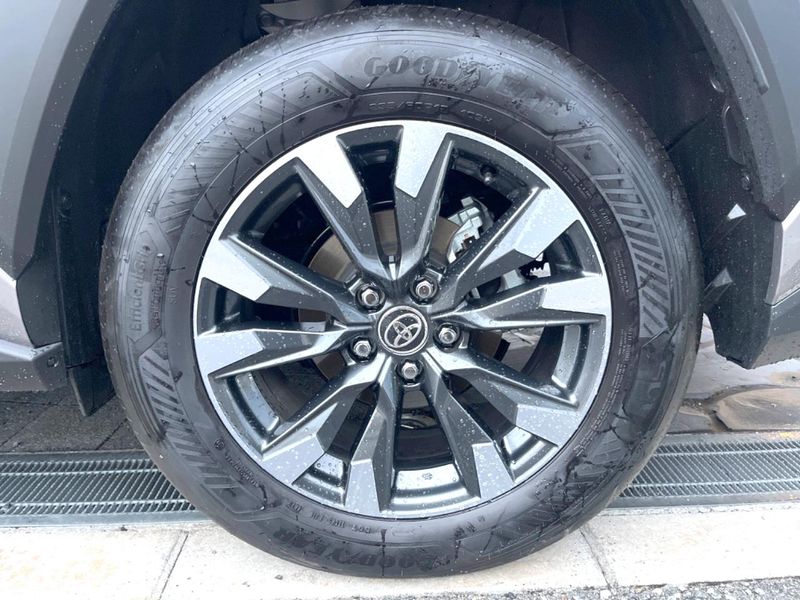 2026 Toyota RAV4 6AA-AXAN64 (UW-6aa0cce1f2311)[14]