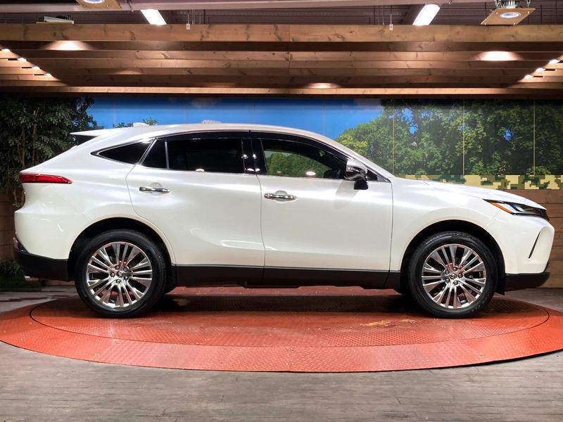2021 Toyota Harrier Hybrid 6AA-AXUH80 (UW-6aa0cce8bdbe4)[18]