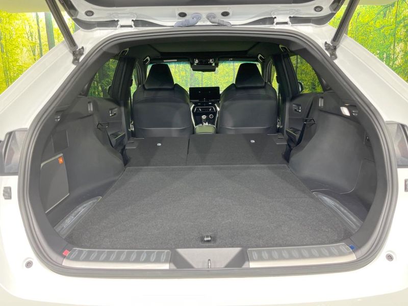 2023 Toyota Harrier Hybrid 6AA-AXUH80 (UW-6aa0cced7c884)[9]