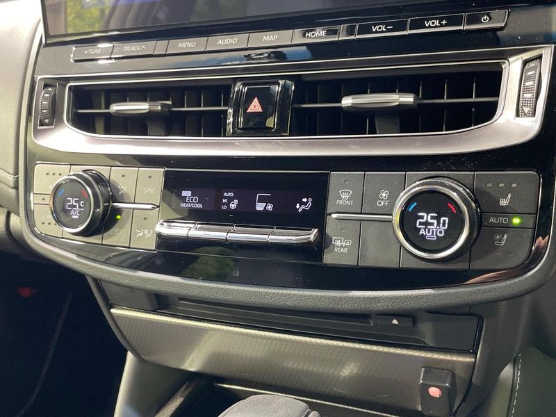 2022 Toyota Crown Hybrid 6AA-AZSH20 (UW-6aa0cd00778e7)[19]