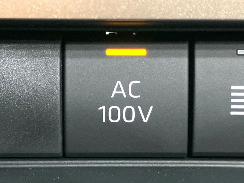 2025 Toyota Crown Sports 6AA-AZSH36W (UW-6aa0cd07deecc)[21]