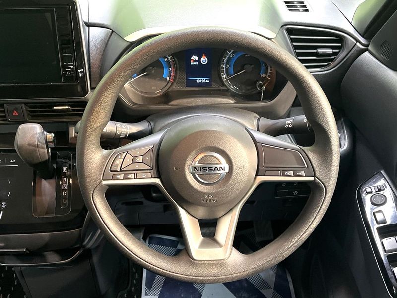 2023 Nissan Roox 5AA-B44A (UW-6aa0cd2dae3f4)[17]