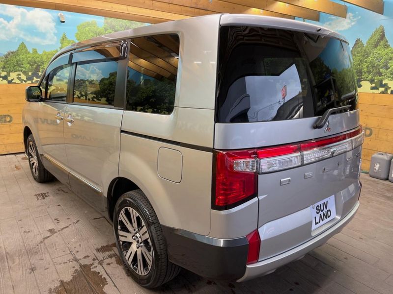 2024 Mitsubishi Delica D:5 3DA-CV1W (UW-6aa0cd500c2e4)[26]
