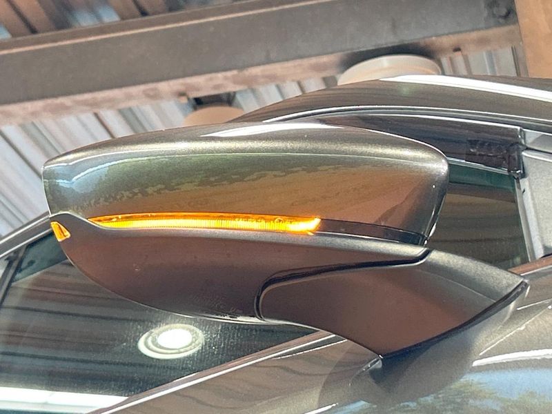 2021 Mazda CX-30 5BA-DMEP (UW-6aa0cd656a2c9)[11]