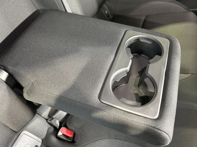 2021 Mazda CX-30 5BA-DMEP (UW-6aa0cd656a2c9)[22]