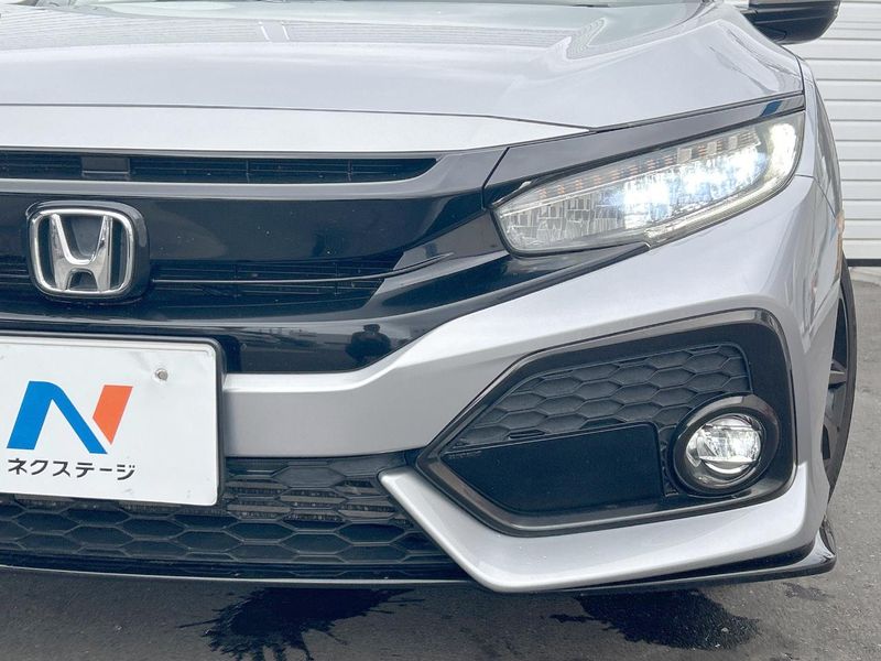 2018 Honda Civic DBA-FK7 (UW-6aa0cd7d67571)[16]