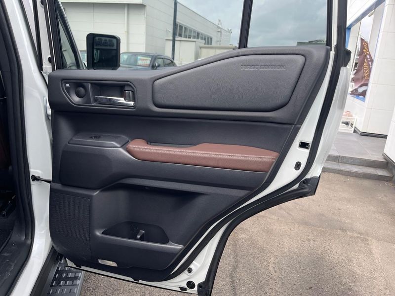 2024 Toyota Land Cruiser 250 3DA-GDJ250W (UW-6aa0cd8f06986)[22]