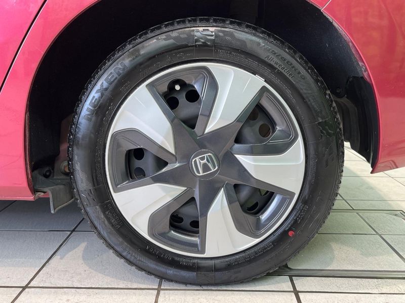 2017 Honda Fit Hybrid DAA-GP5 (UW-6aa0cdb0bc1bc)[13]