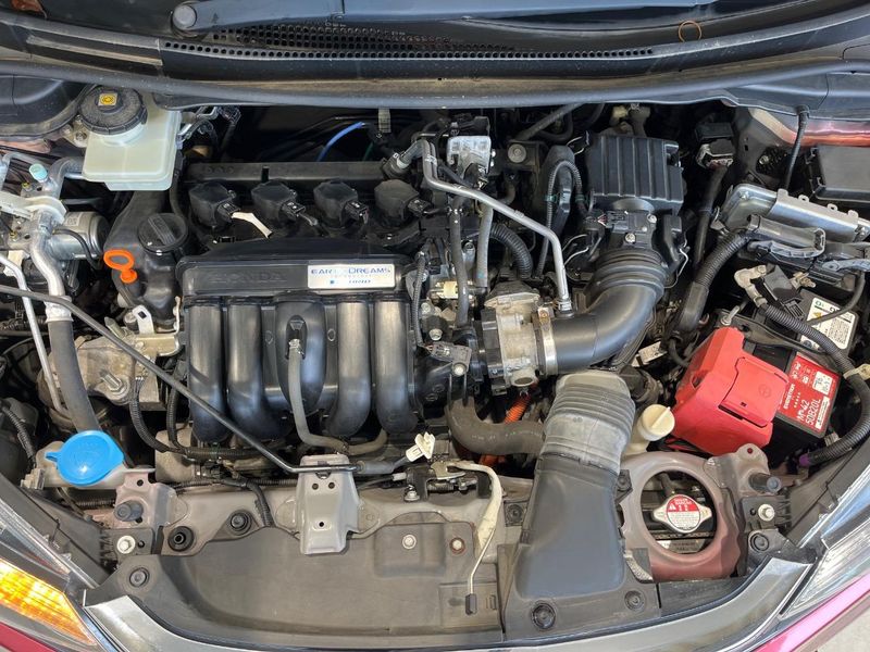 2017 Honda Fit Hybrid DAA-GP5 (UW-6aa0cdb0bc1bc)[7]