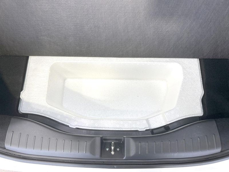 2025 Honda Fit 5BA-GS4 (UW-6aa0cdbac3c9d)[14]