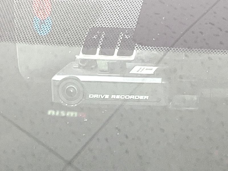 2017 Nissan Note DAA-HE12 (UW-6aa0cdda22c0c)[6]