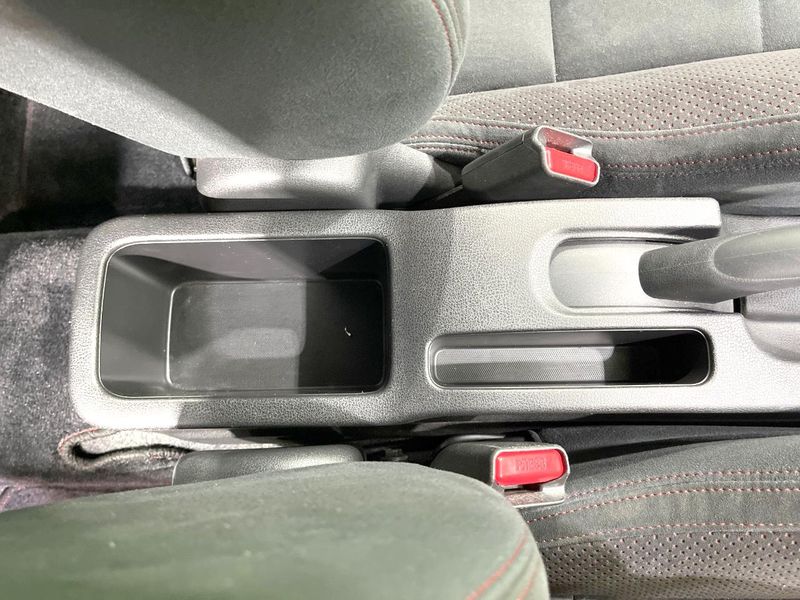 2017 Nissan Note DAA-HE12 (UW-6aa0cdda22c0c)[25]